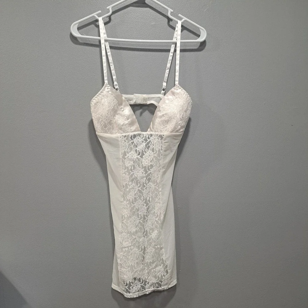 Fredericks of Hollywood M White Lace Mesh Chemise Slip Lingerie Coquette Boho